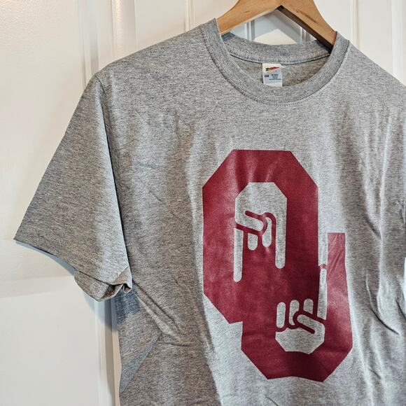 Oklahoma University OU T-Shirt Med Grey Red Only One Horns Down  Boomer Sooners - Picture 4 of 7